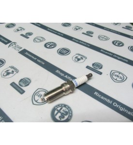 свеча зажигания Alfa Romeo GTV